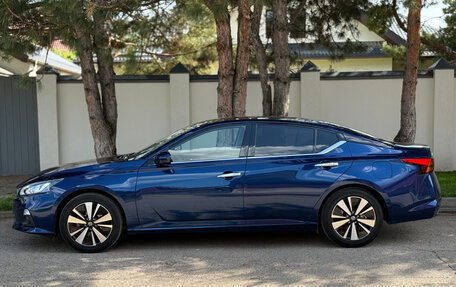 Nissan Altima VI (L34), 2022 год, 2 150 000 рублей, 9 фотография