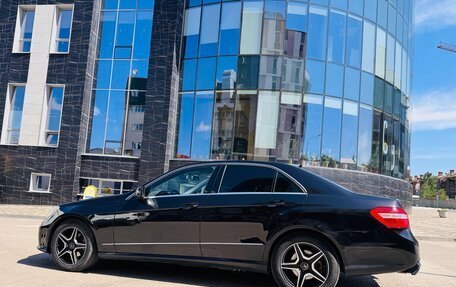 Mercedes-Benz E-Класс, 2009 год, 1 200 000 рублей, 4 фотография