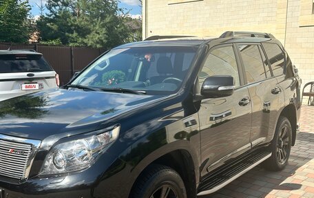 Toyota Land Cruiser Prado 150 рестайлинг 2, 2012 год, 3 850 000 рублей, 2 фотография