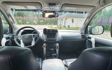Toyota Land Cruiser Prado 150 рестайлинг 2, 2012 год, 3 850 000 рублей, 7 фотография