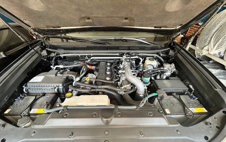 Toyota Land Cruiser Prado 150 рестайлинг 2, 2012 год, 3 850 000 рублей, 13 фотография