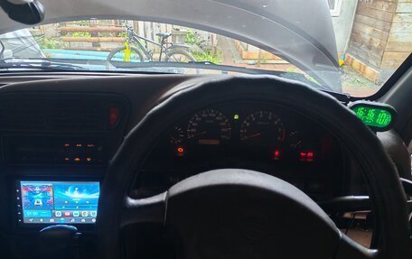 Nissan Serena I, 1997 год, 410 000 рублей, 3 фотография