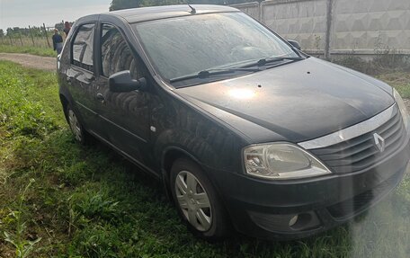 Renault Logan I, 2010 год, 297 000 рублей, 3 фотография