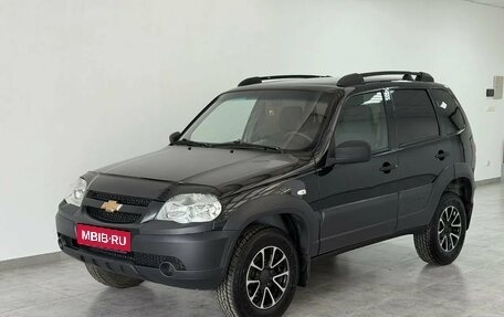 Chevrolet Niva I рестайлинг, 2020 год, 750 000 рублей, 1 фотография