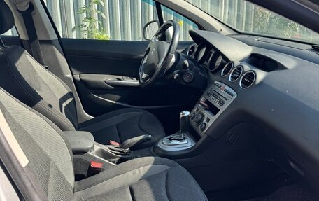 Peugeot 408 I рестайлинг, 2016 год, 730 000 рублей, 3 фотография
