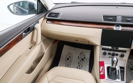 Volkswagen Passat B7, 2013 год, 1 449 000 рублей, 12 фотография