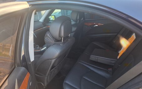 Mercedes-Benz E-Класс, 2007 год, 850 000 рублей, 4 фотография