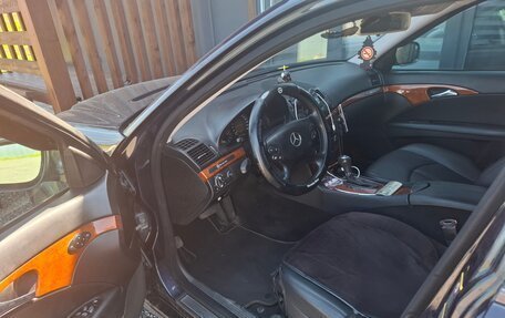 Mercedes-Benz E-Класс, 2007 год, 850 000 рублей, 6 фотография