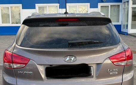 Hyundai ix35 I рестайлинг, 2011 год, 1 000 000 рублей, 2 фотография
