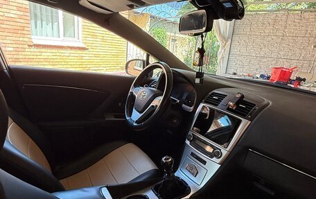 Toyota Avensis III рестайлинг, 2009 год, 970 000 рублей, 6 фотография