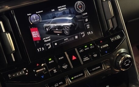 Lexus LX, 2022 год, 13 750 000 рублей, 24 фотография