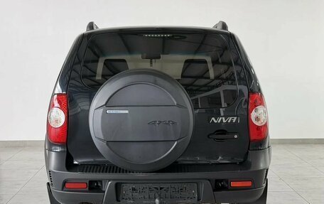 Chevrolet Niva I рестайлинг, 2020 год, 750 000 рублей, 5 фотография