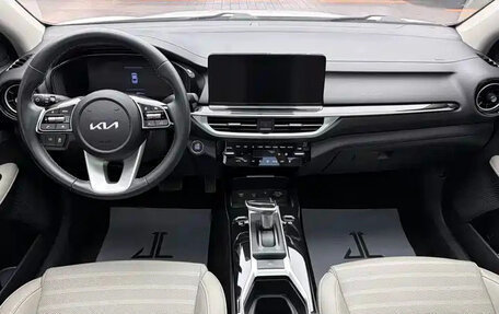 KIA K3, 2022 год, 1 142 000 рублей, 12 фотография