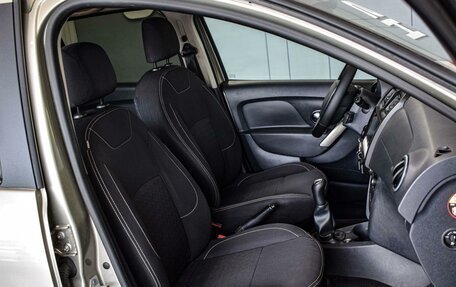 Renault Sandero II рестайлинг, 2014 год, 755 000 рублей, 11 фотография