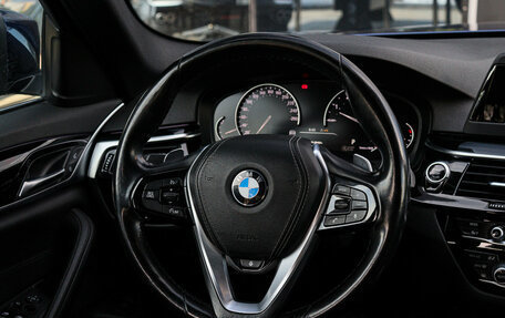 BMW 5 серия, 2018 год, 2 800 000 рублей, 12 фотография