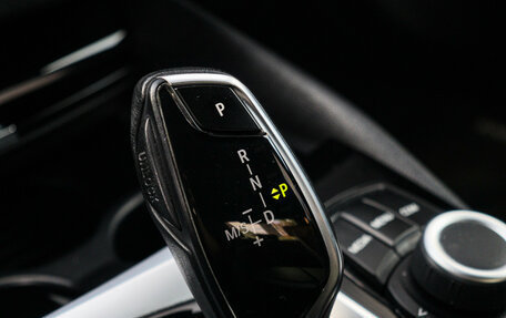 BMW 5 серия, 2018 год, 2 800 000 рублей, 16 фотография