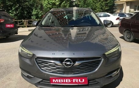 Opel Insignia II рестайлинг, 2017 год, 1 450 000 рублей, 1 фотография