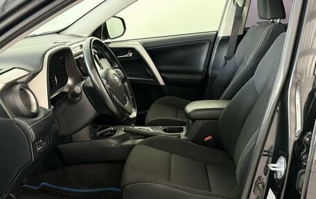 Toyota RAV4, 2015 год, 1 900 000 рублей, 6 фотография