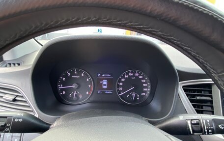 Hyundai Solaris II рестайлинг, 2017 год, 1 300 000 рублей, 4 фотография