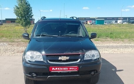 Chevrolet Niva I рестайлинг, 2014 год, 460 000 рублей, 3 фотография
