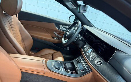Mercedes-Benz E-Класс, 2021 год, 5 500 000 рублей, 10 фотография