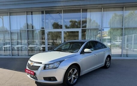 Chevrolet Cruze II, 2010 год, 699 000 рублей, 1 фотография