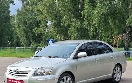 Toyota Avensis III рестайлинг, 2006 год, 790 000 рублей, 1 фотография
