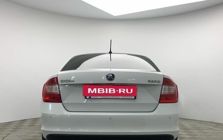 Skoda Rapid I, 2016 год, 860 000 рублей, 6 фотография