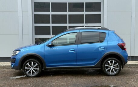 Renault Sandero II рестайлинг, 2018 год, 1 020 000 рублей, 2 фотография