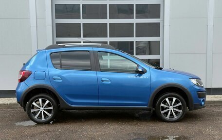 Renault Sandero II рестайлинг, 2018 год, 1 020 000 рублей, 6 фотография