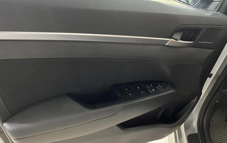 Hyundai Elantra VI рестайлинг, 2019 год, 1 749 000 рублей, 7 фотография