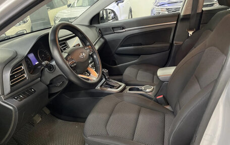 Hyundai Elantra VI рестайлинг, 2019 год, 1 749 000 рублей, 8 фотография