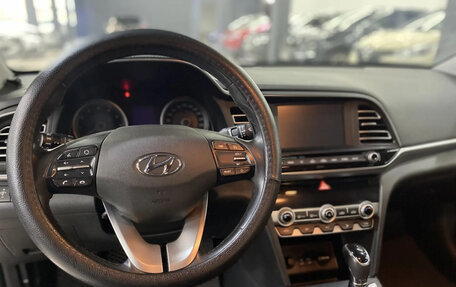 Hyundai Elantra VI рестайлинг, 2019 год, 1 749 000 рублей, 10 фотография