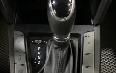Hyundai Elantra VI рестайлинг, 2019 год, 1 749 000 рублей, 12 фотография