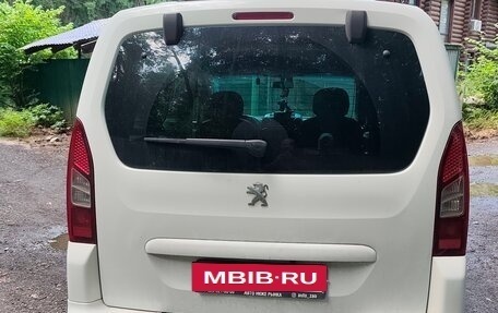 Peugeot Partner II рестайлинг 2, 2016 год, 830 000 рублей, 3 фотография