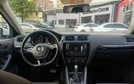 Volkswagen Jetta VI, 2016 год, 1 275 000 рублей, 7 фотография