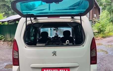 Peugeot Partner II рестайлинг 2, 2016 год, 830 000 рублей, 4 фотография