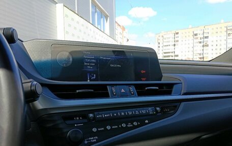 Lexus ES VII, 2018 год, 2 400 000 рублей, 17 фотография