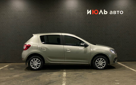 Renault Sandero II рестайлинг, 2018 год, 995 000 рублей, 4 фотография