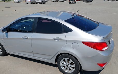 Hyundai Solaris II рестайлинг, 2014 год, 1 150 000 рублей, 2 фотография