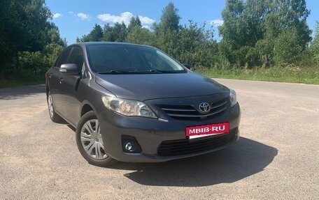 Toyota Corolla, 2011 год, 880 000 рублей, 4 фотография