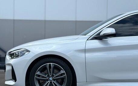 BMW 1 серия, 2022 год, 2 430 000 рублей, 6 фотография
