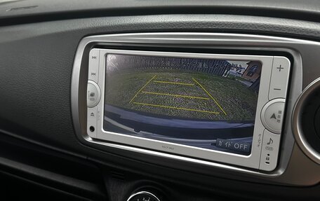 Toyota Vitz, 2013 год, 920 000 рублей, 2 фотография