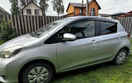Toyota Vitz, 2013 год, 920 000 рублей, 10 фотография