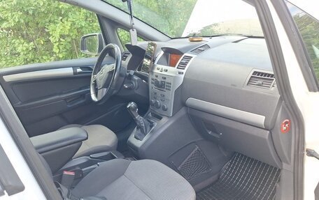 Opel Zafira B, 2012 год, 790 000 рублей, 13 фотография