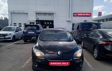 Renault Megane III, 2014 год, 300 000 рублей, 10 фотография