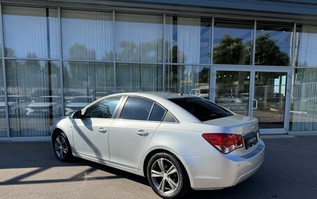 Chevrolet Cruze II, 2010 год, 699 000 рублей, 7 фотография