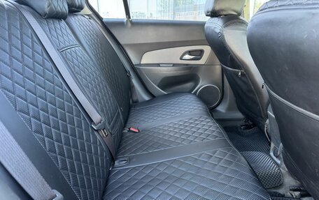 Chevrolet Cruze II, 2010 год, 699 000 рублей, 10 фотография