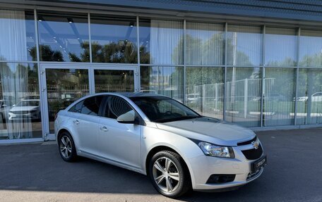 Chevrolet Cruze II, 2010 год, 699 000 рублей, 3 фотография