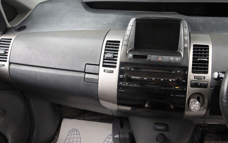 Toyota Prius, 2007 год, 649 000 рублей, 12 фотография